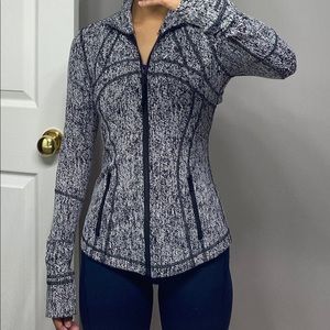 White and black LuLuLemon Define Jacket size 4